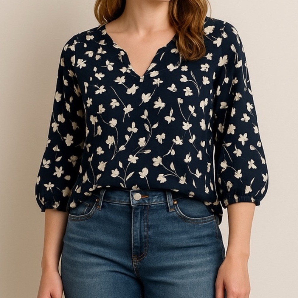 Papermoon Black and‎ White Floral Blouse
